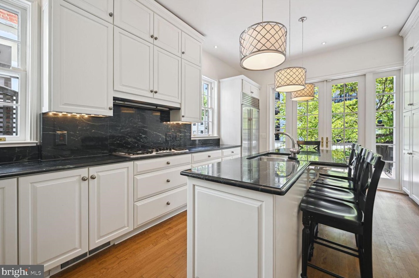 2204 Wyoming Ave, Washington DC  20008-3908 exterior