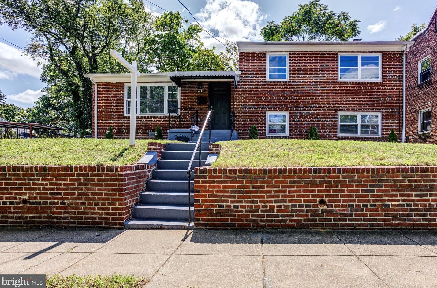 4627 Clay St Ne, Washington, DC 20019