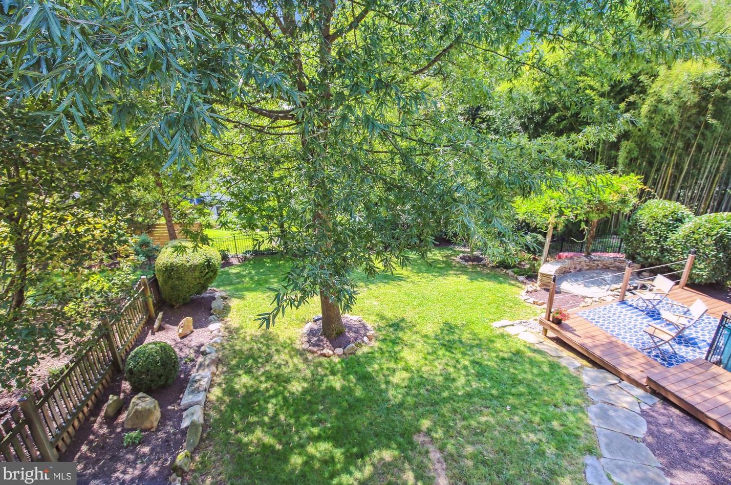 5050 Fulton St, Washington DC 20016-3447 exterior