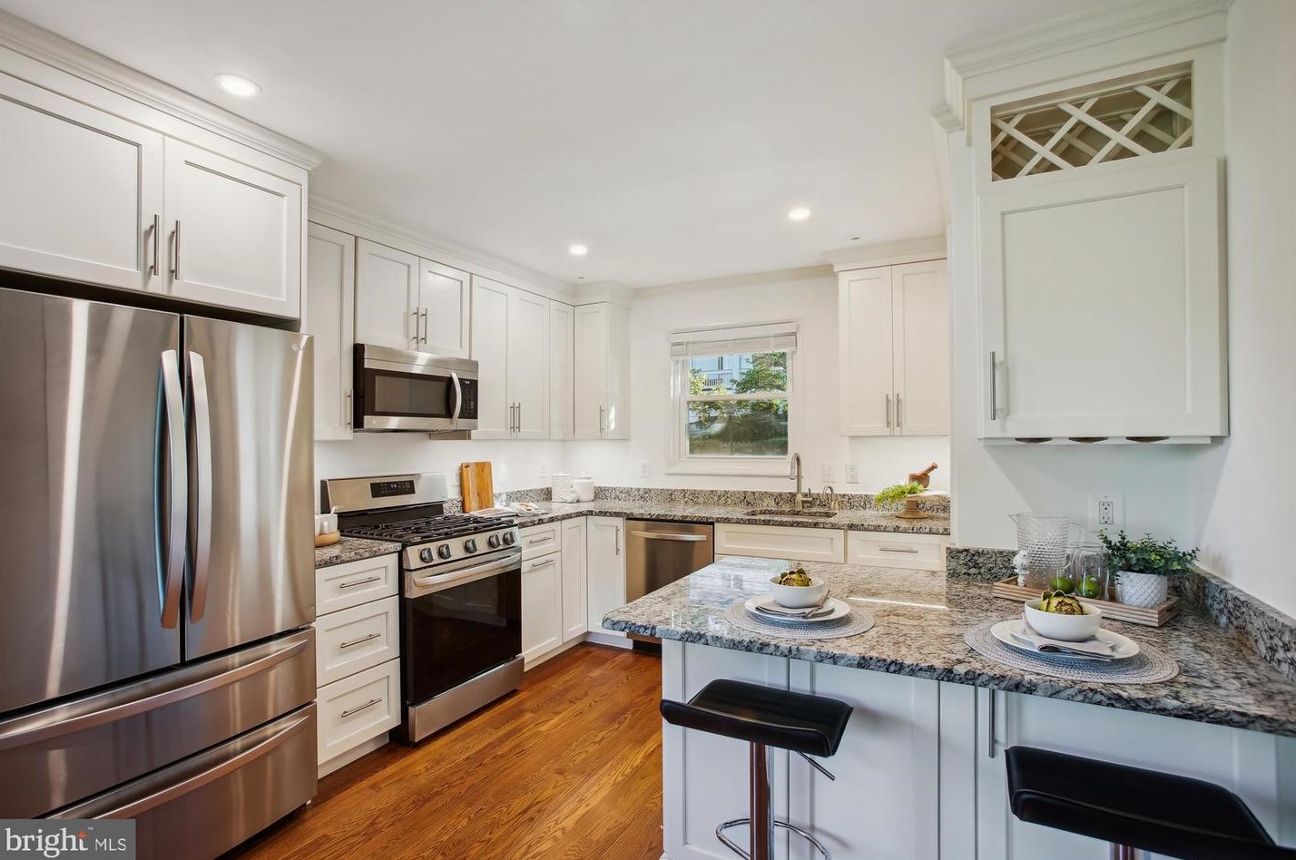 5050 Fulton St, Washington DC 20016-3447 exterior