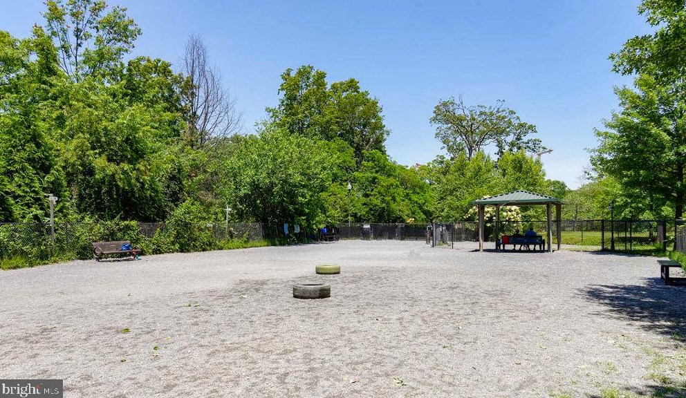 3401 38th St, Washington DC  20016-3015 exterior