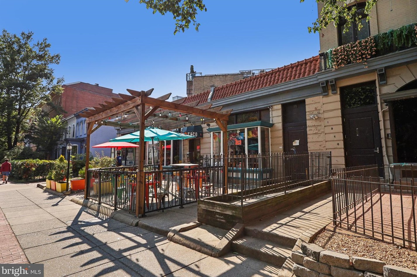 1926 New Hampshire Ave, Washington DC 20009-3310 exterior