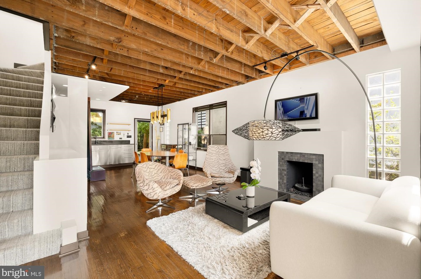 5169 Macarthur Blvd, Washington DC 20016-3315 exterior