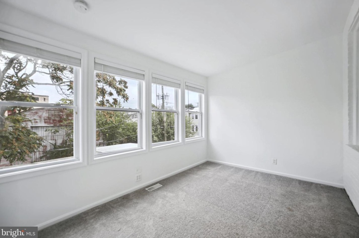 918 Evarts St, Washington DC  20018-1724 exterior