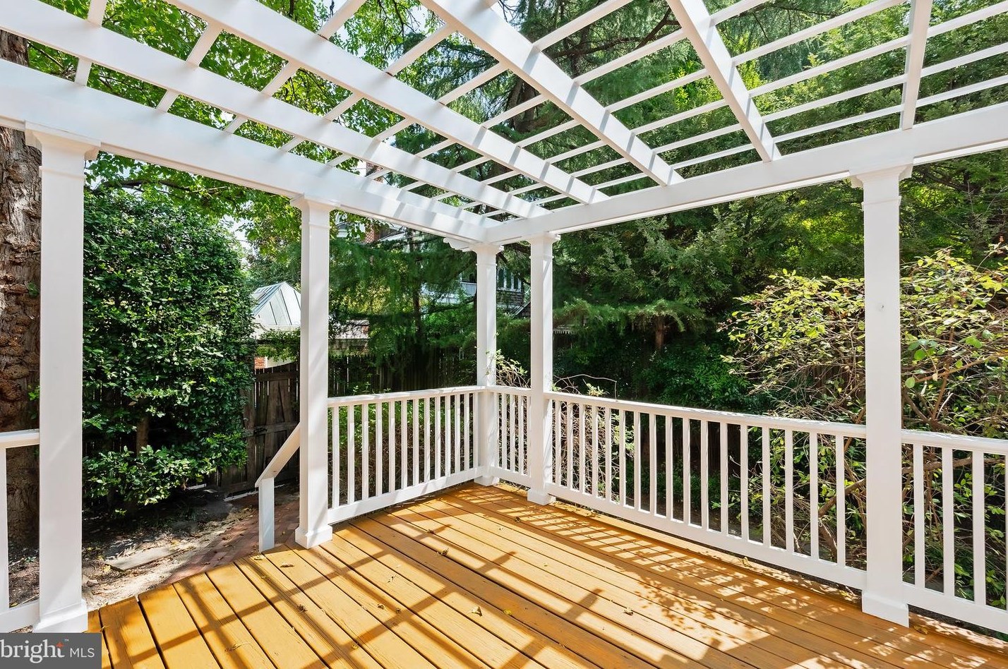 3802 Ingomar St, Washington DC  20015-1930 exterior