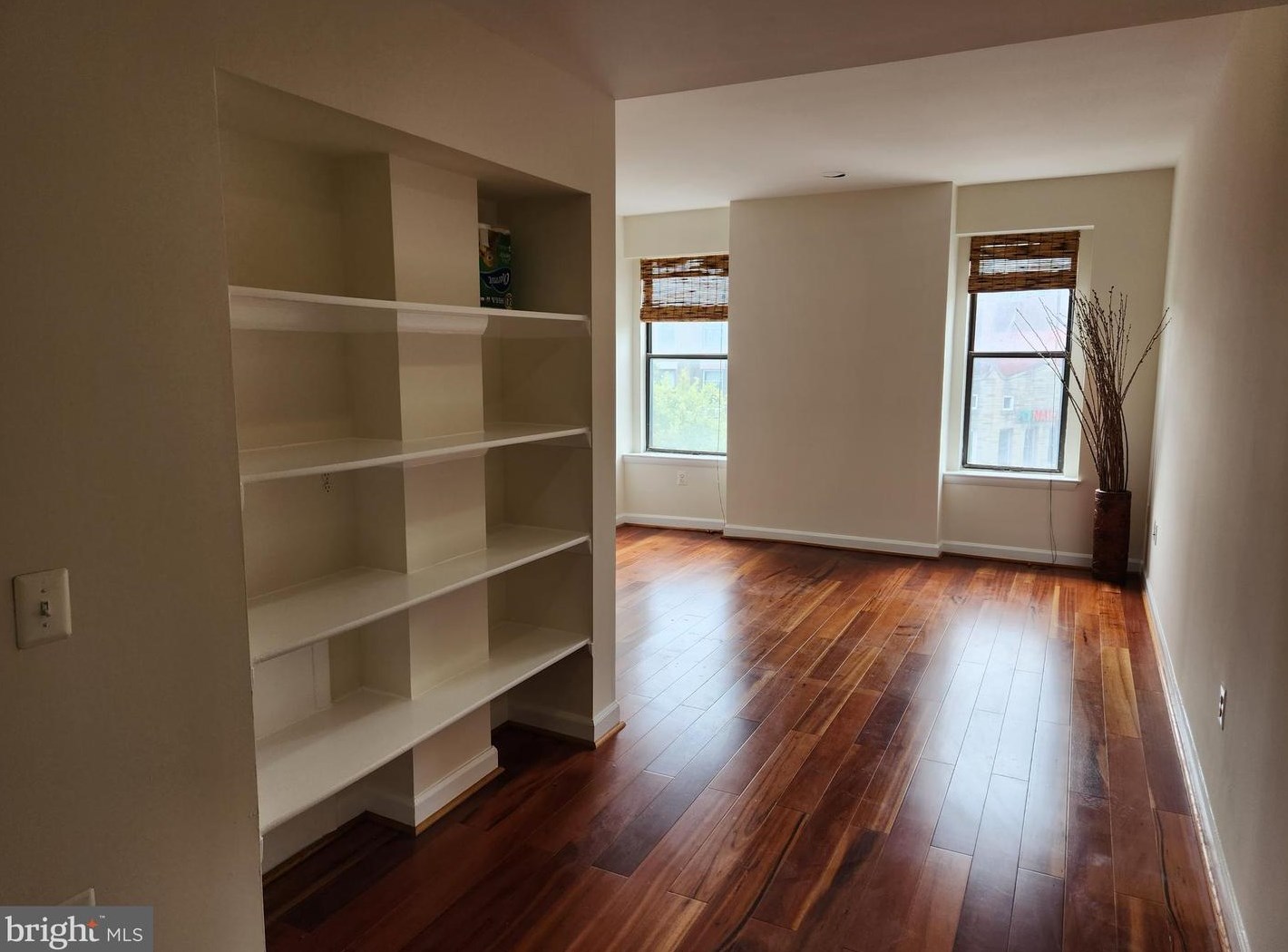 1763 Columbia Rd, Washington, DC 20009-2834