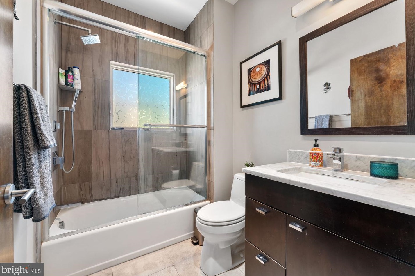 2360 Champlain St, Washington DC  20009-8610 exterior