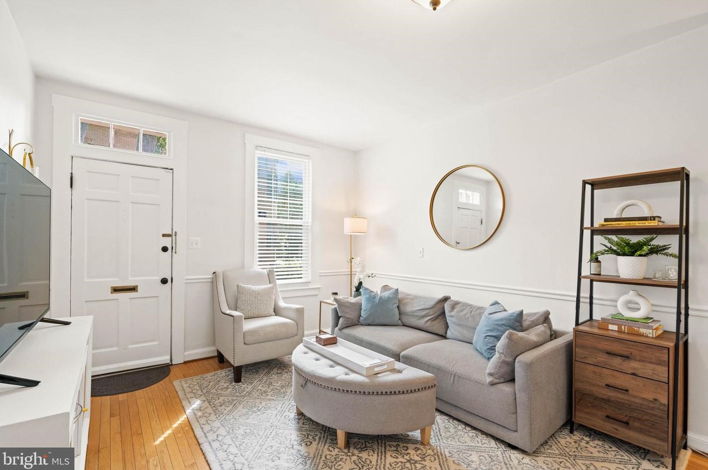 1656 Avon Pl Nw, Washington, DC 20007