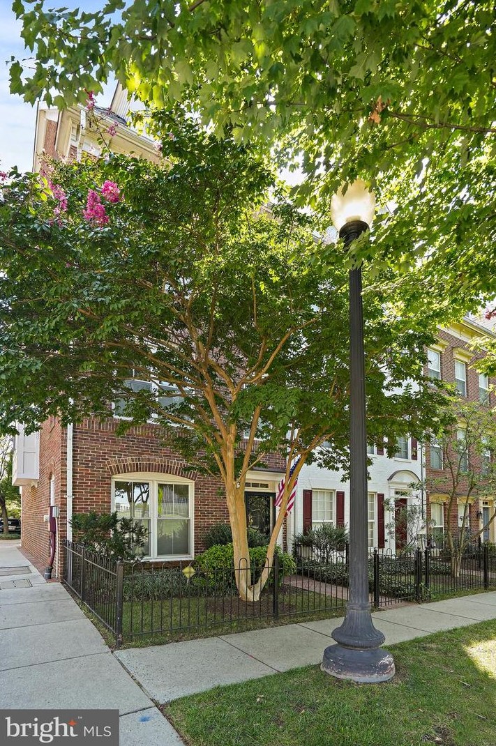 610 9, Washington DC 20024-2475 exterior