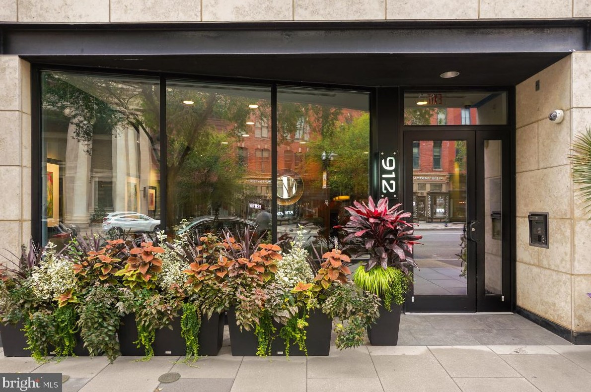 912 F St Nw #1101, Washington, DC 20004