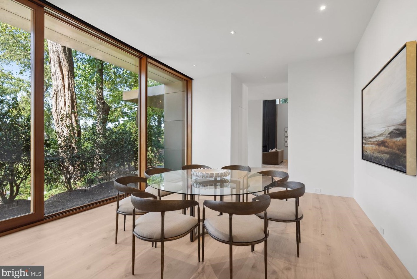 3131 Chain Brg Rd, Washington DC 20016-3301 exterior