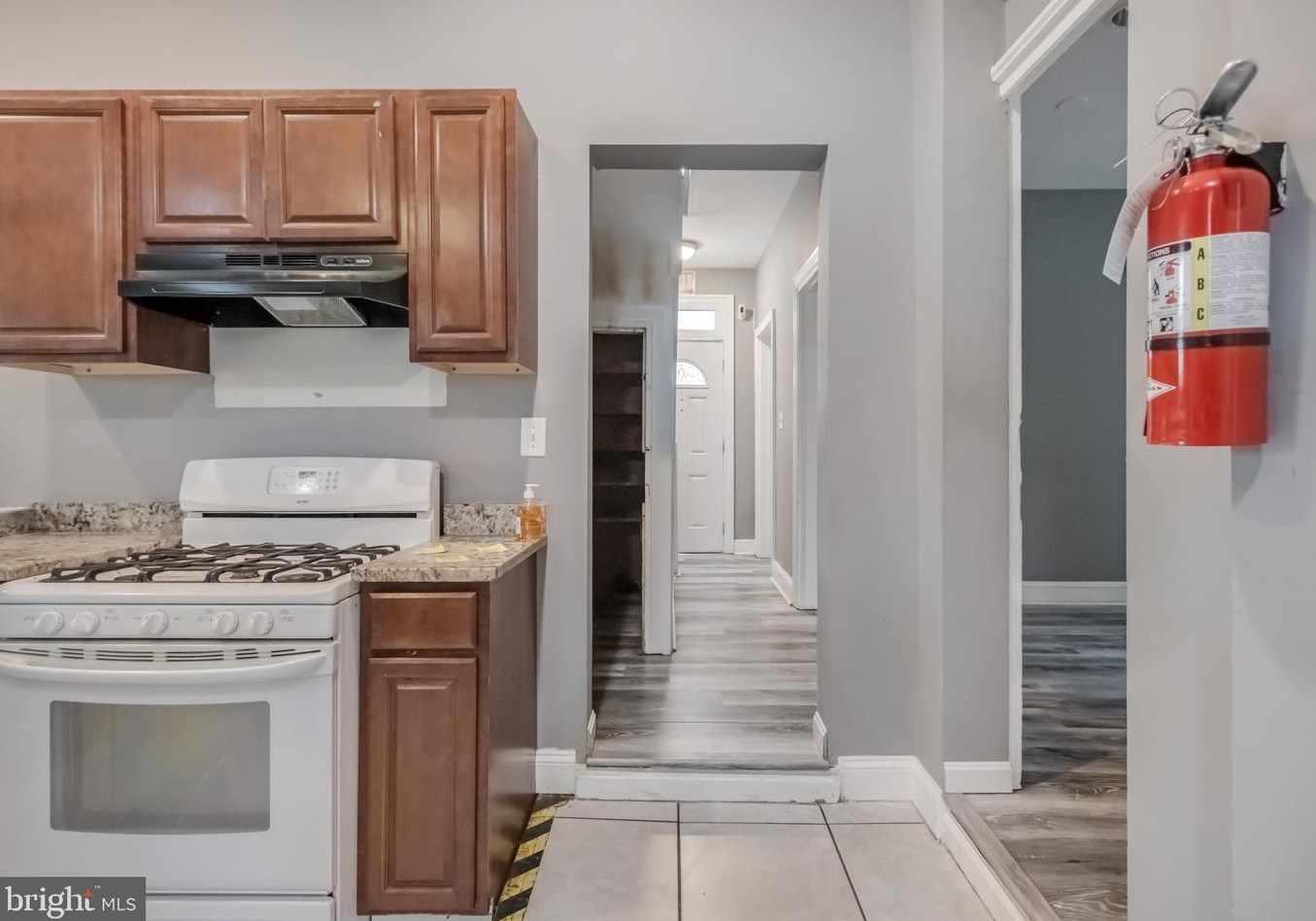 1627 W St, Washington DC  20020-5717 exterior