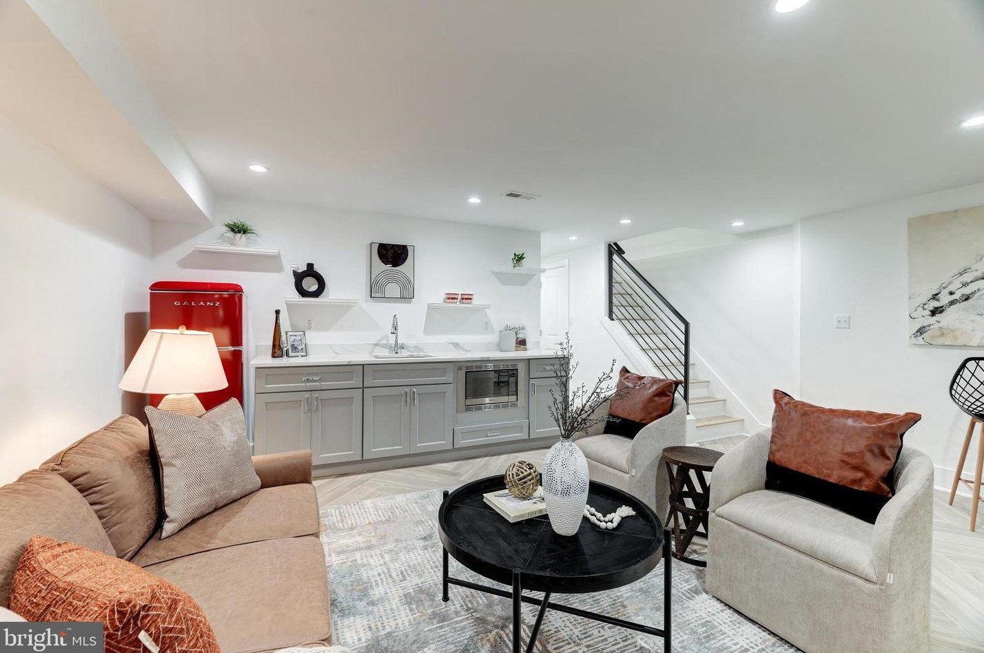 34 New York Ave, Washington DC  20001-1257 exterior