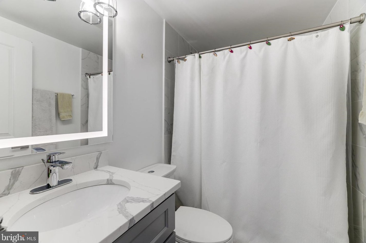 34 New York Ave, Washington DC  20001-1257 exterior