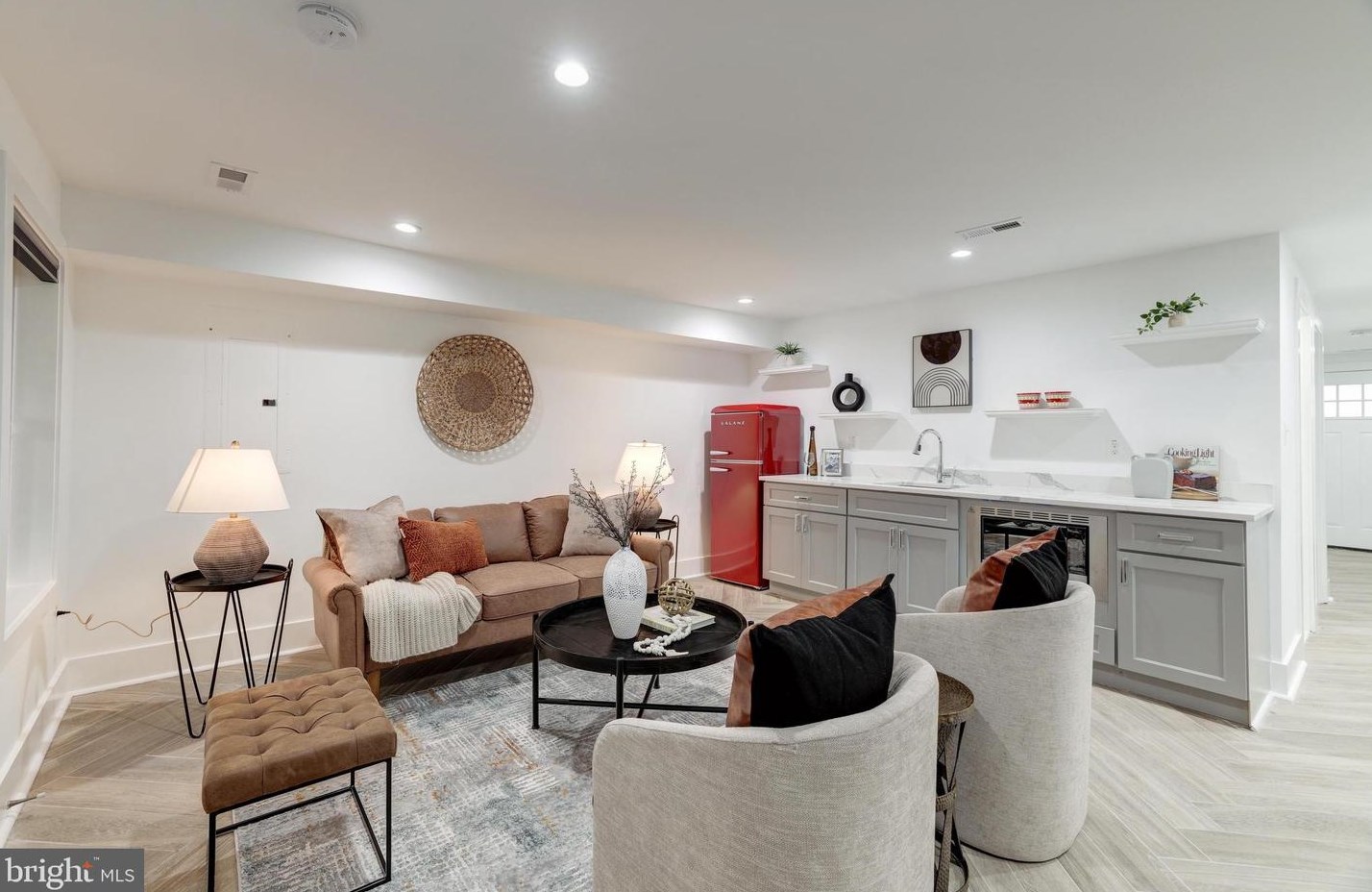 34 New York Ave, Washington DC  20001-1257 exterior