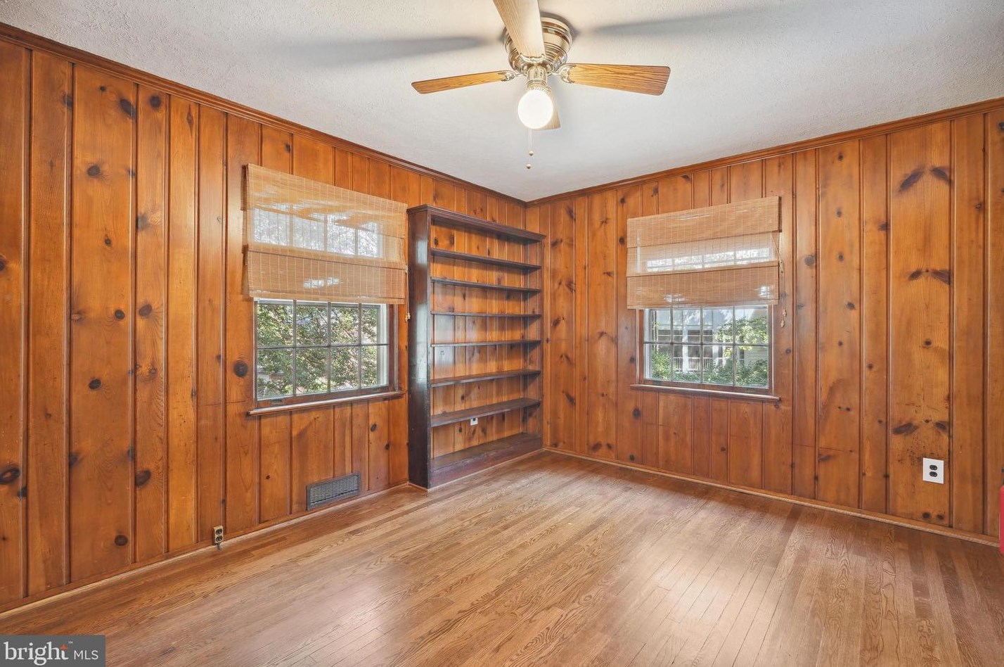 4326 42nd St, Washington DC  20016-2152 exterior