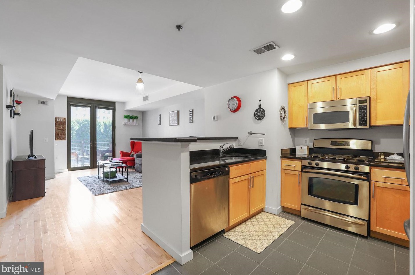 3883 Connecticut Ave Nw #319, Washington, DC 20008