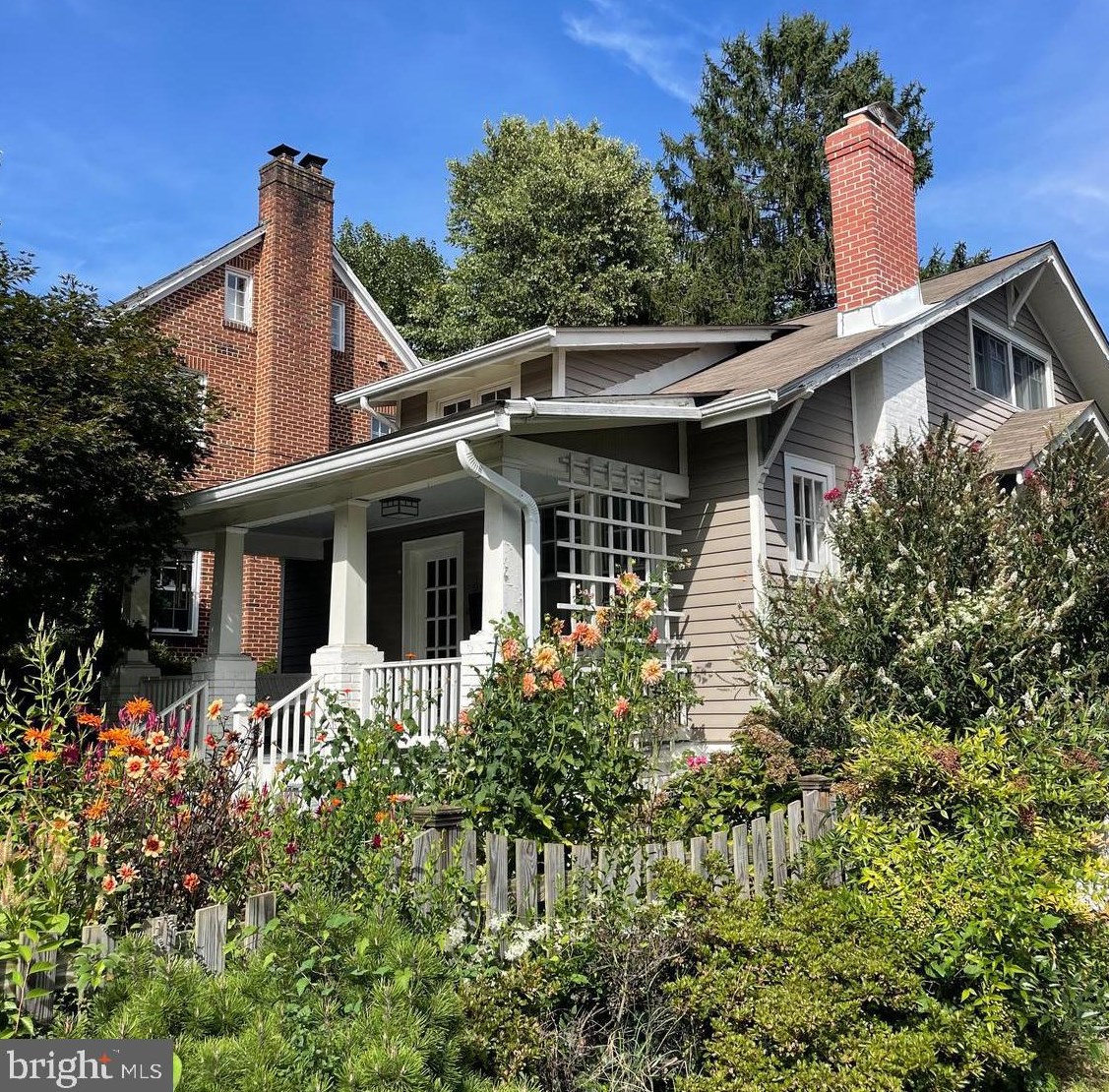 4631 49th St, Washington, DC 20016-4320