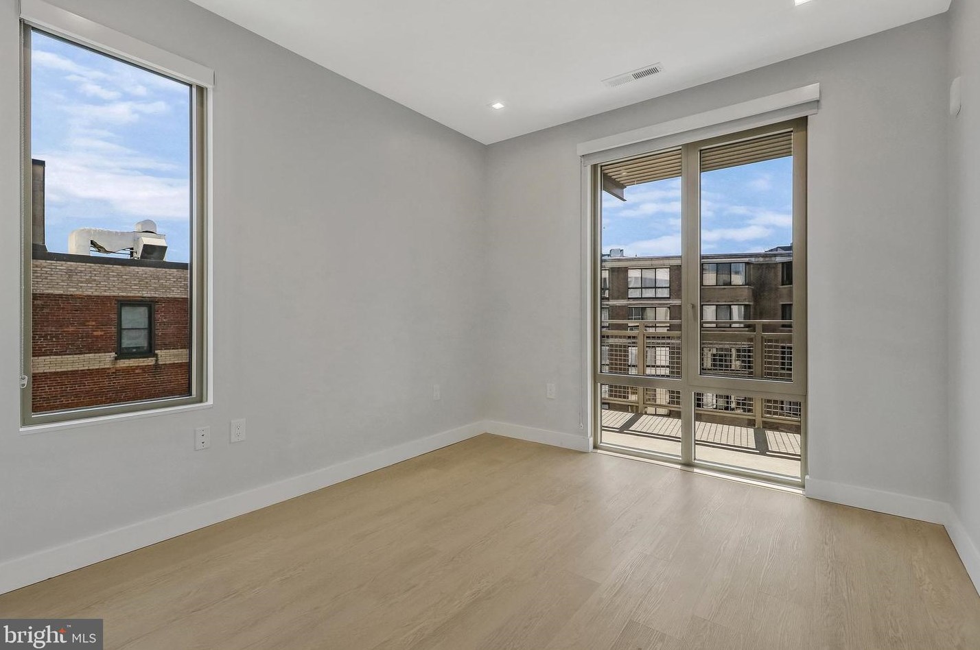 1224 M St Nw #305, Washington, DC 20005