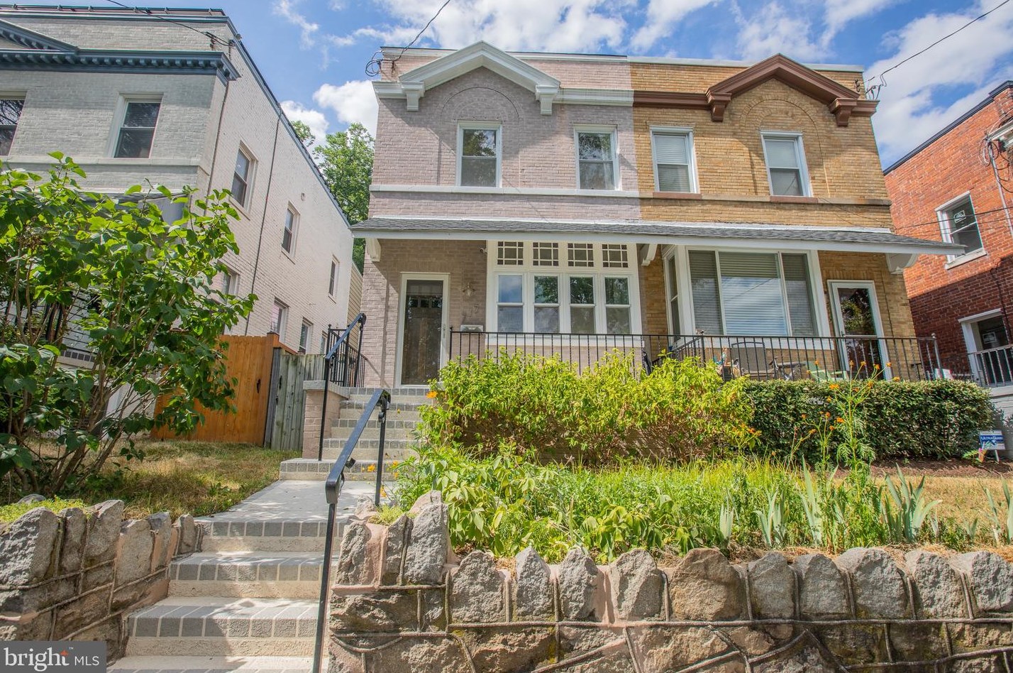 717 Tewkesbury Pl Nw, Washington, DC 20012