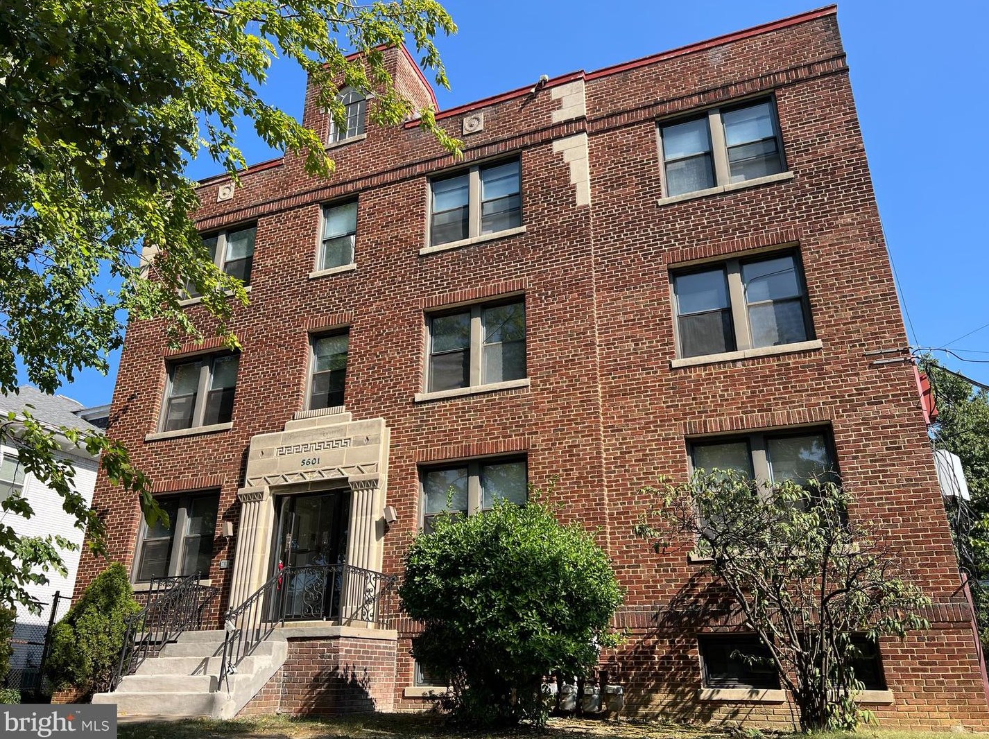 5601 Colorado Ave, Washington DC  20011-7813 exterior