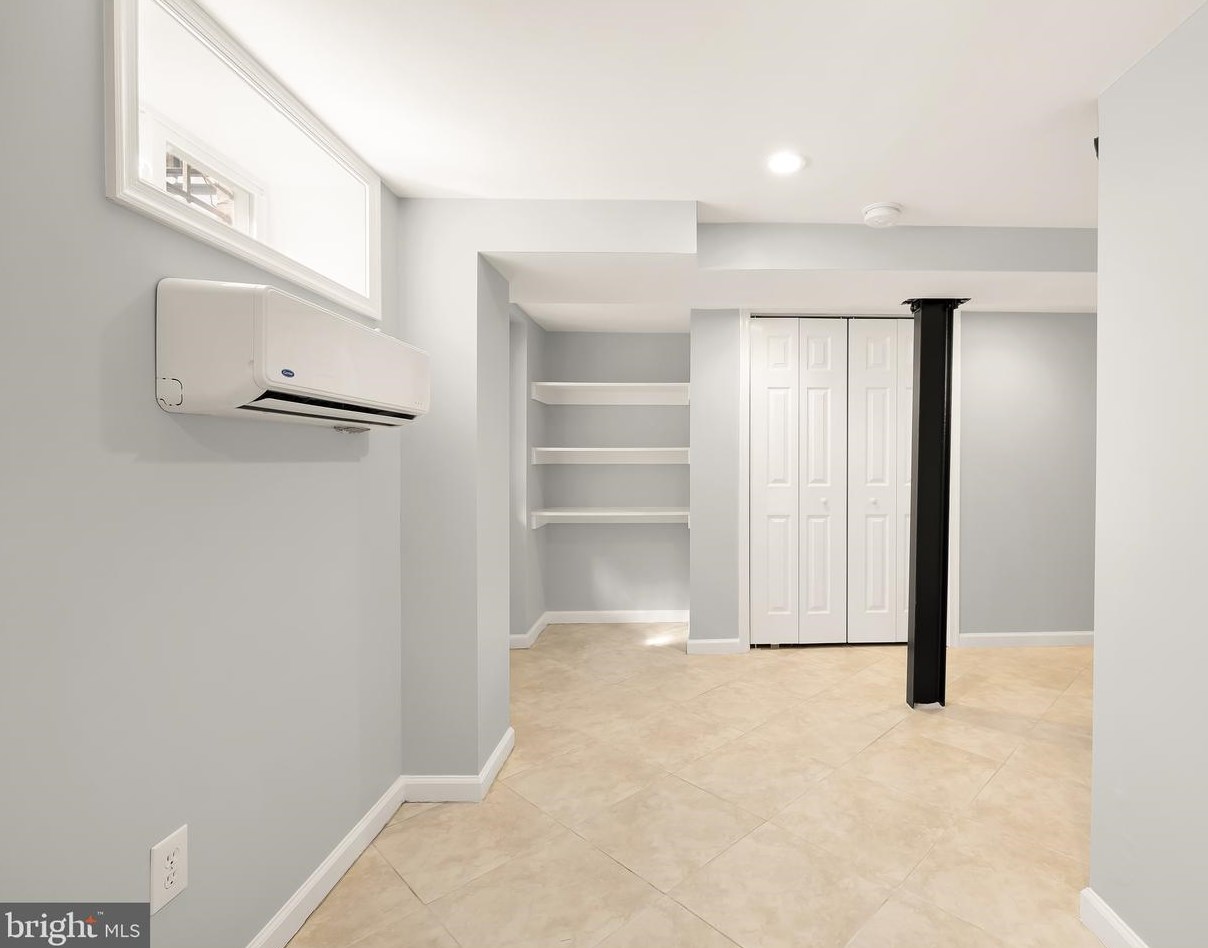 4470 Reservoir Rd, Washington DC 20007-2041 exterior