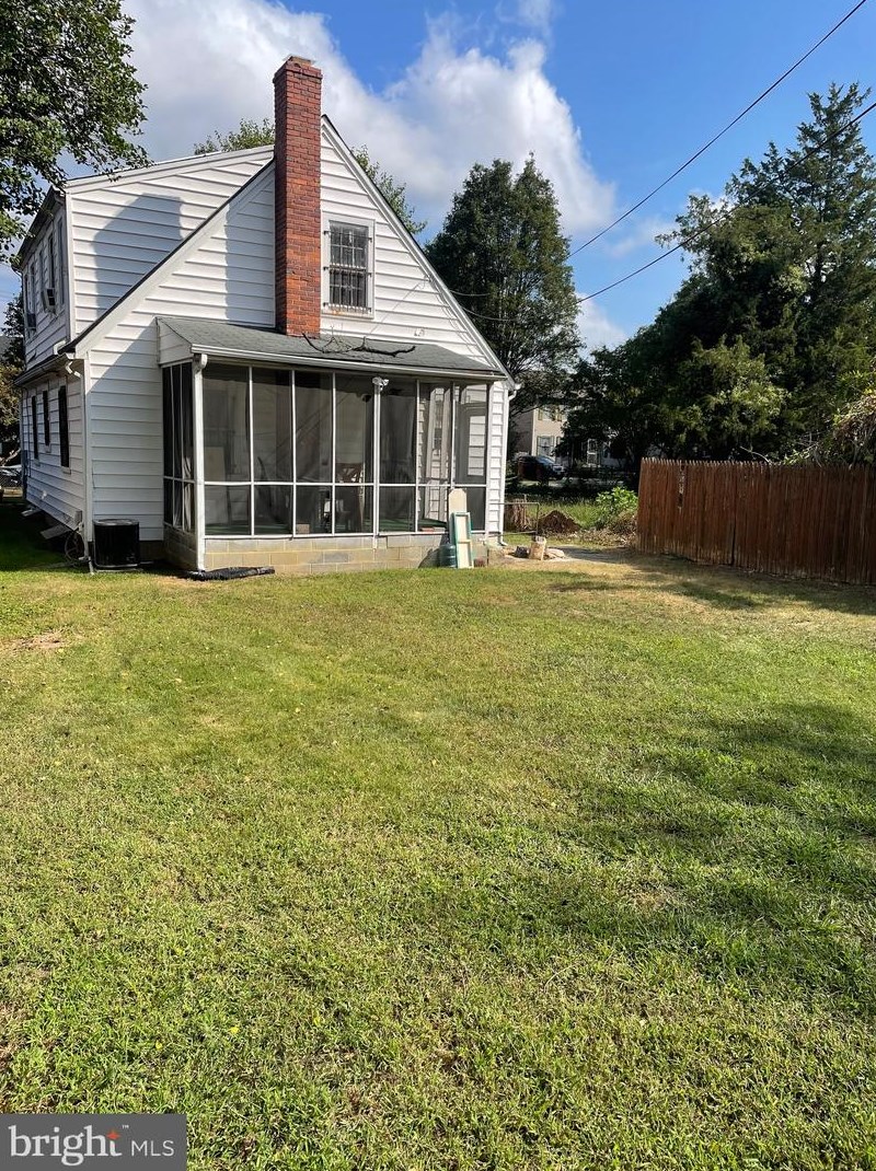 3335 D St, Washington, DC 20019-2302