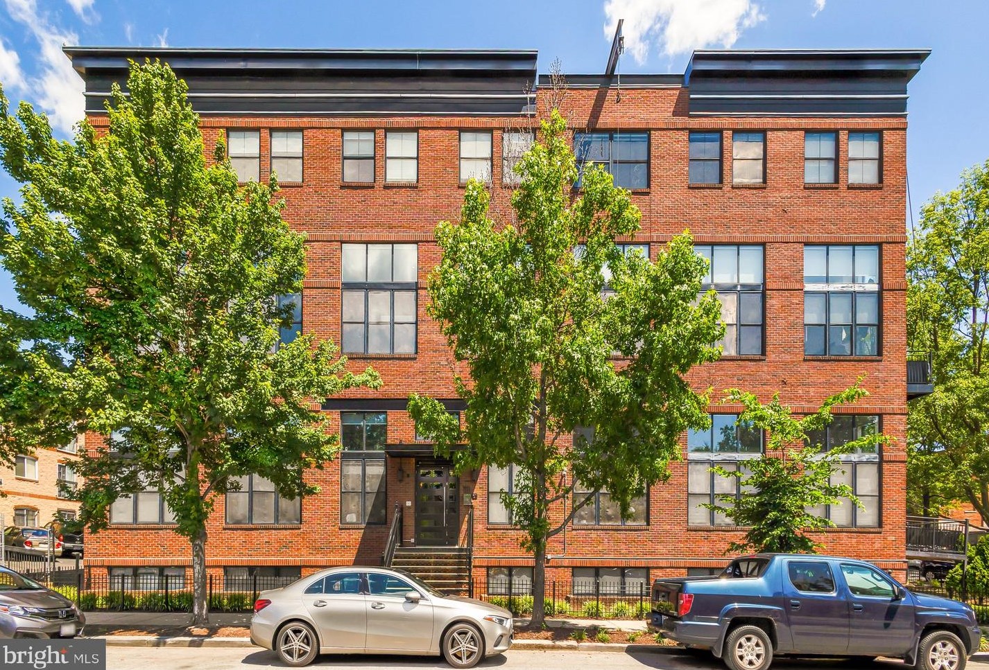 1111 W St, Washington DC  20020-5753 exterior