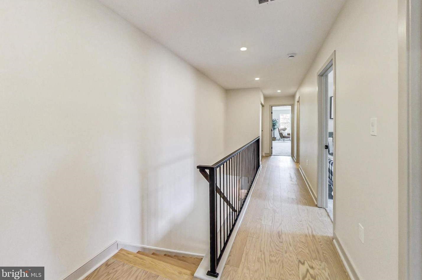 1113 48 St, Washington DC 20007-1553 exterior