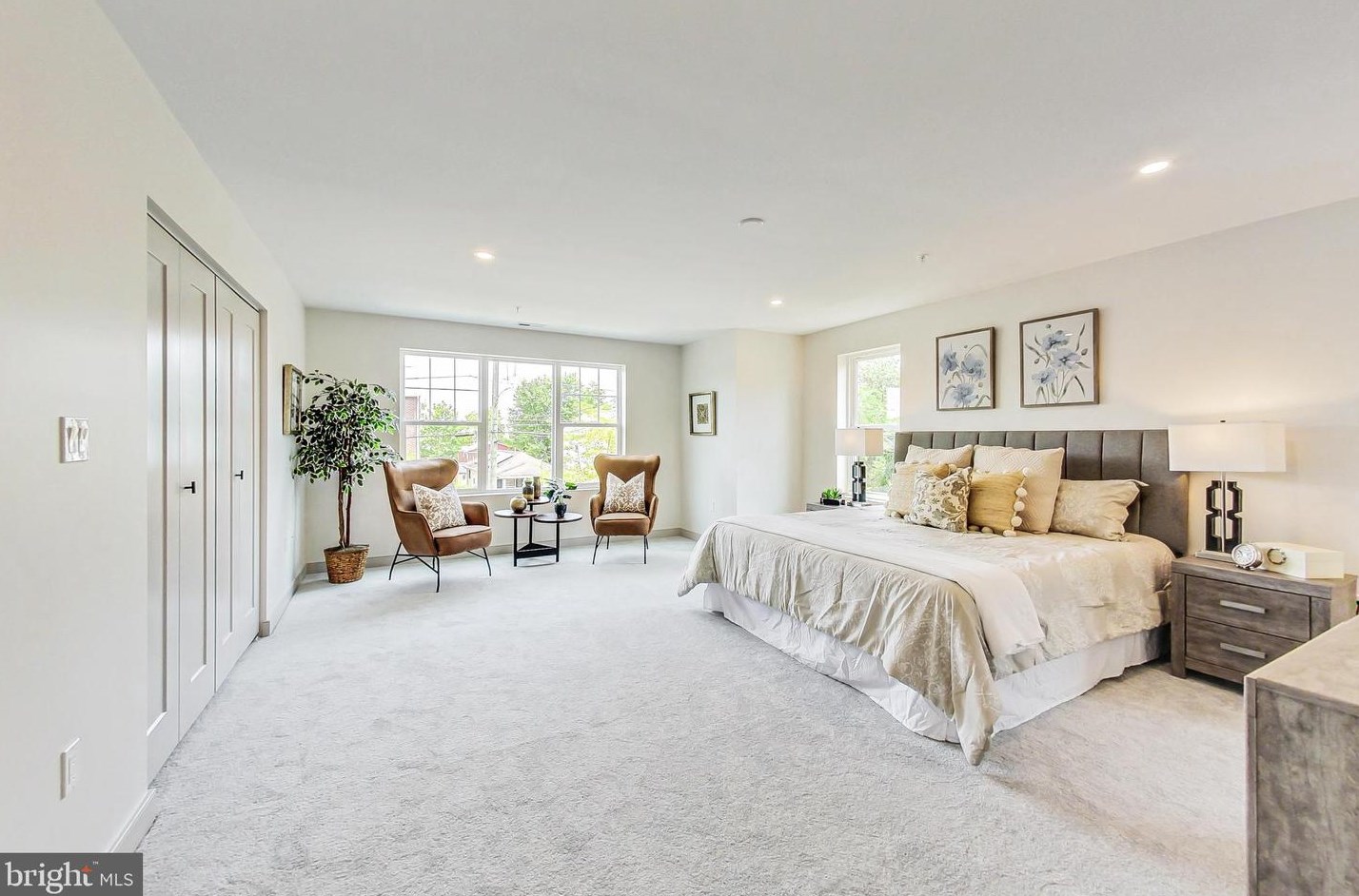 1113 48 St, Washington DC 20007-1553 exterior