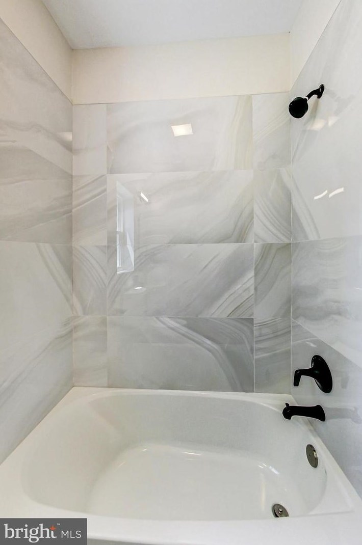 1113 48 St, Washington DC 20007-1553 exterior