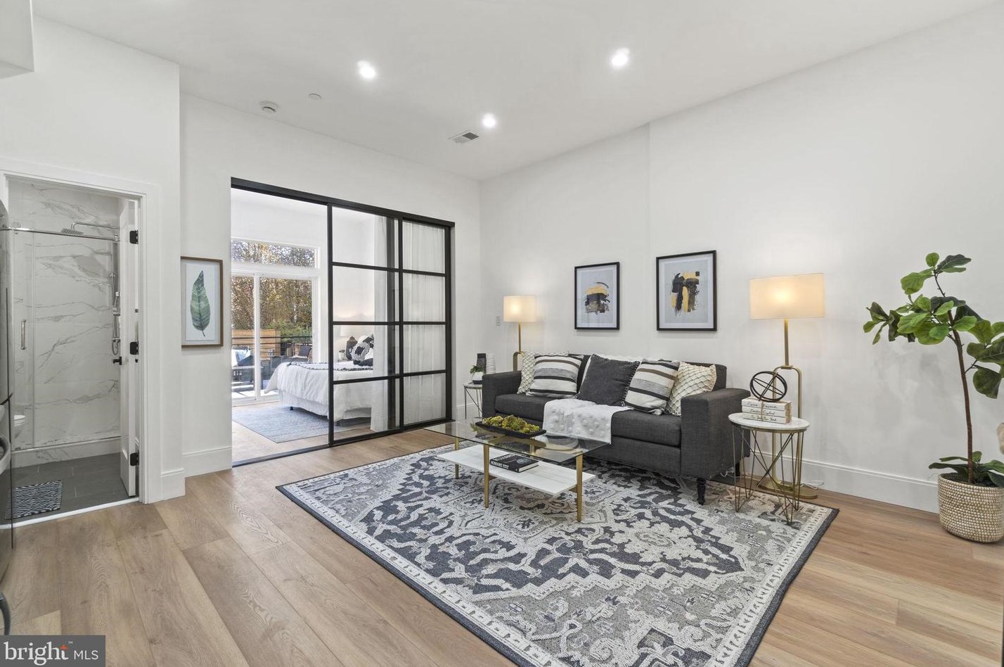 2517 Ontario Rd, Washington, DC 20009-2811