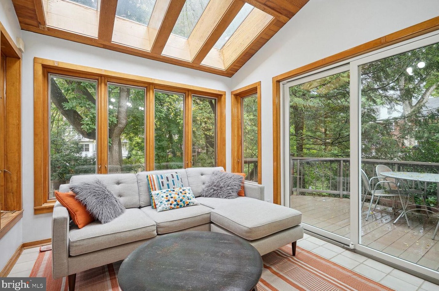 4615 Butterworth Pl, Washington DC 20016-4457 exterior