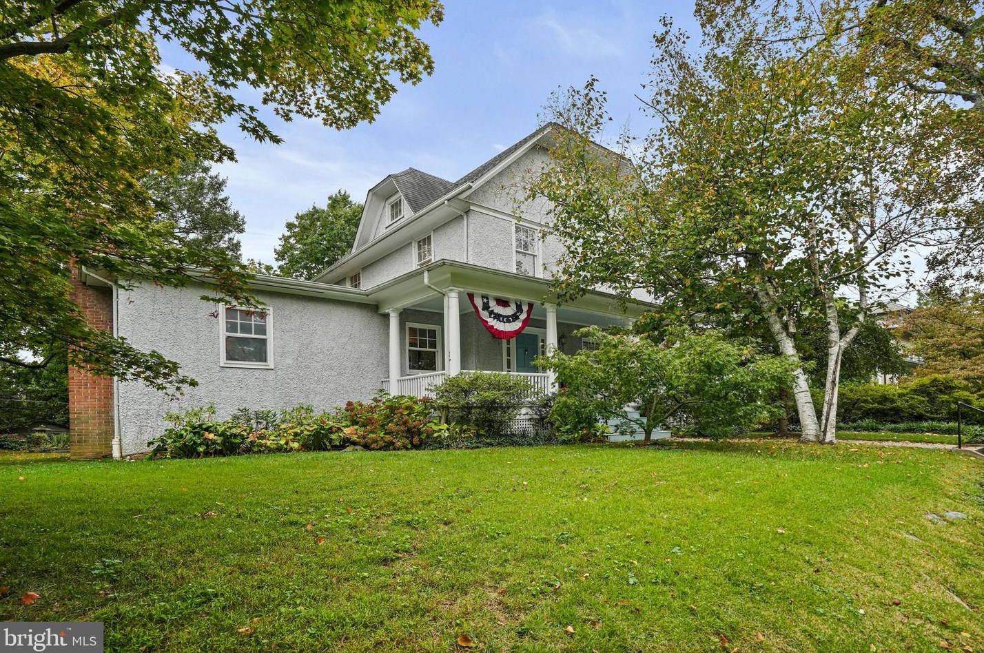 3740 Oliver St Nw, Washington, DC 20015