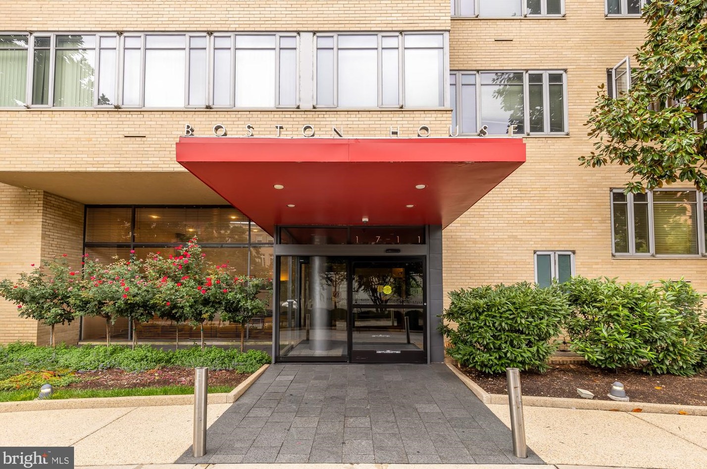 1711 Massachusetts Ave Nw #216, Washington, DC 20036