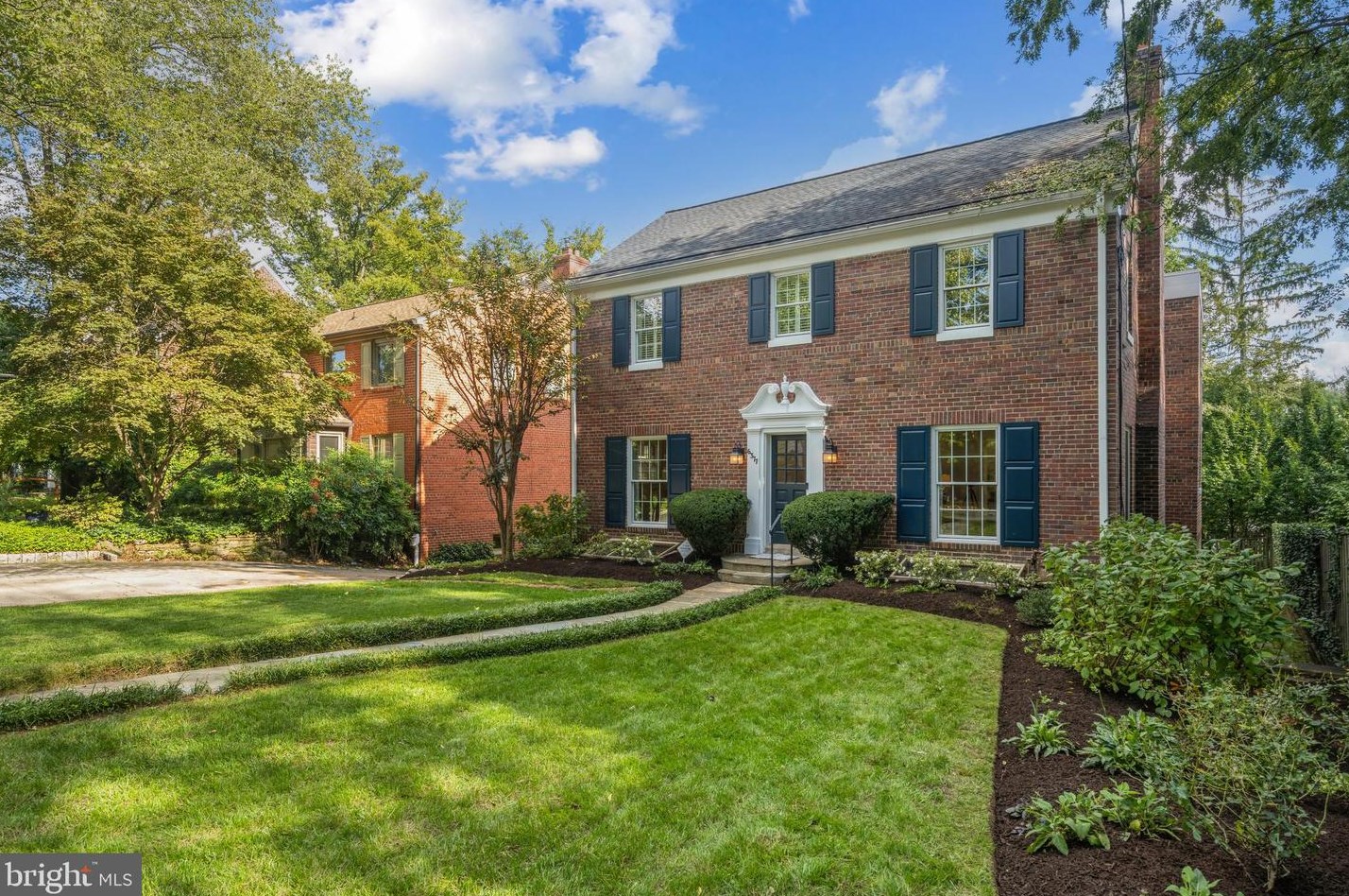 6377 31st Pl Nw, Washington, DC 20015