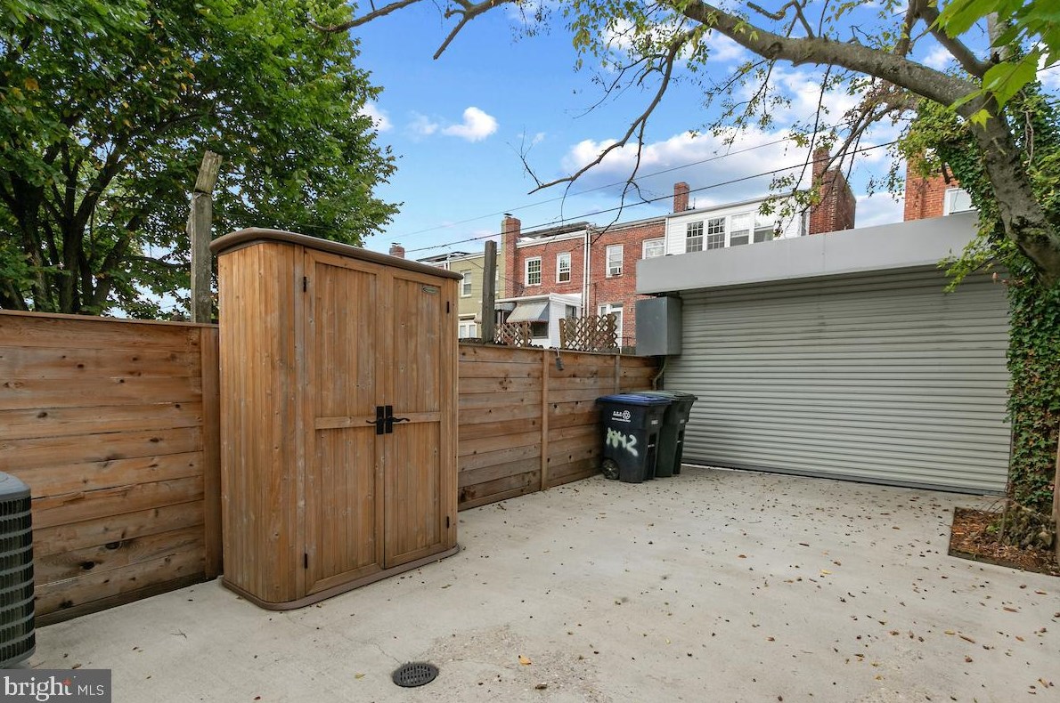 1842 L St, Washington DC 20002-3024 exterior