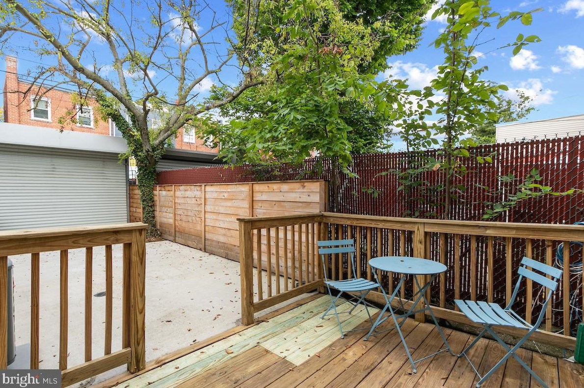 1842 L St, Washington DC 20002-3024 exterior