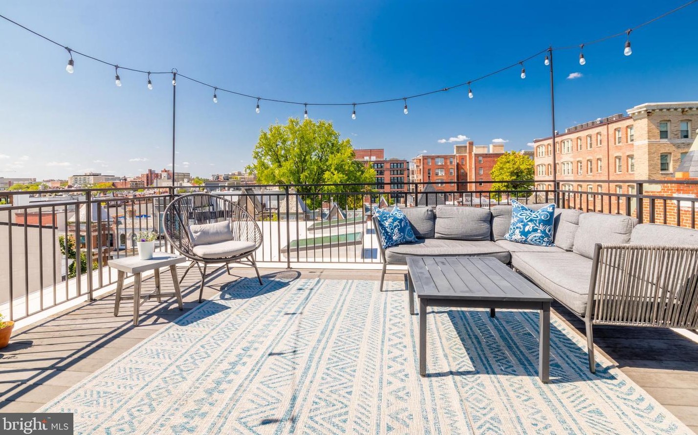 2435 Ontario Rd, Washington, DC 20009-2704