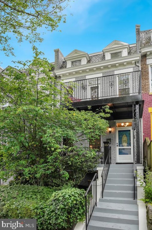 422 Irving St, Washington DC 20010-2913 exterior