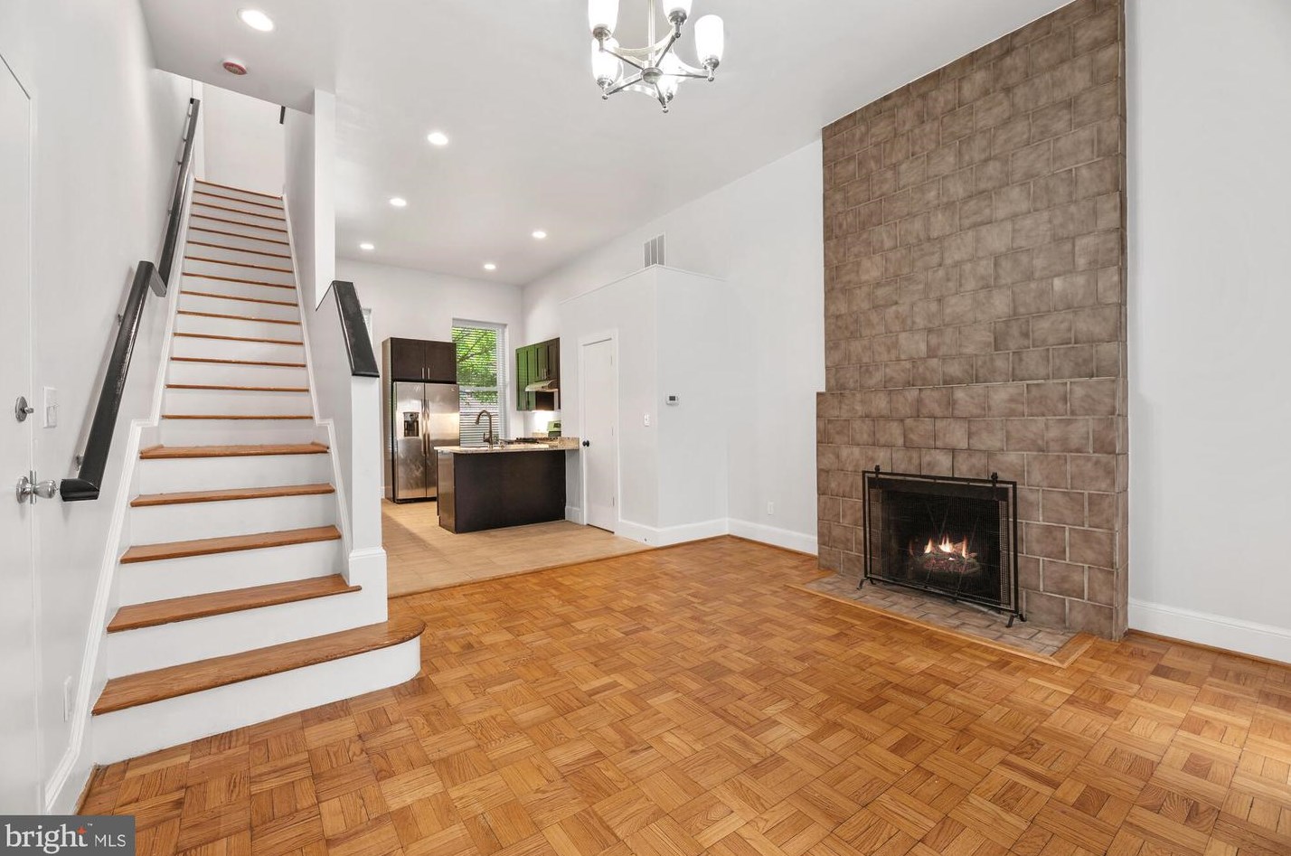 1221 N St, Washington, DC 20005-5102