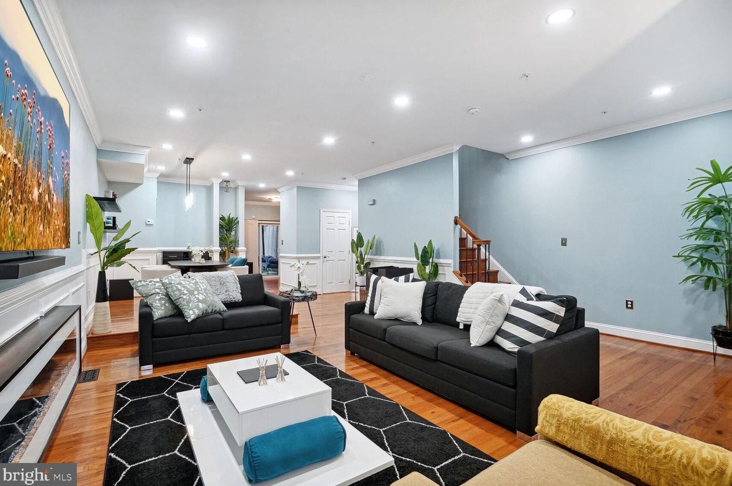 5213 D St, Washington, DC 20019-6124