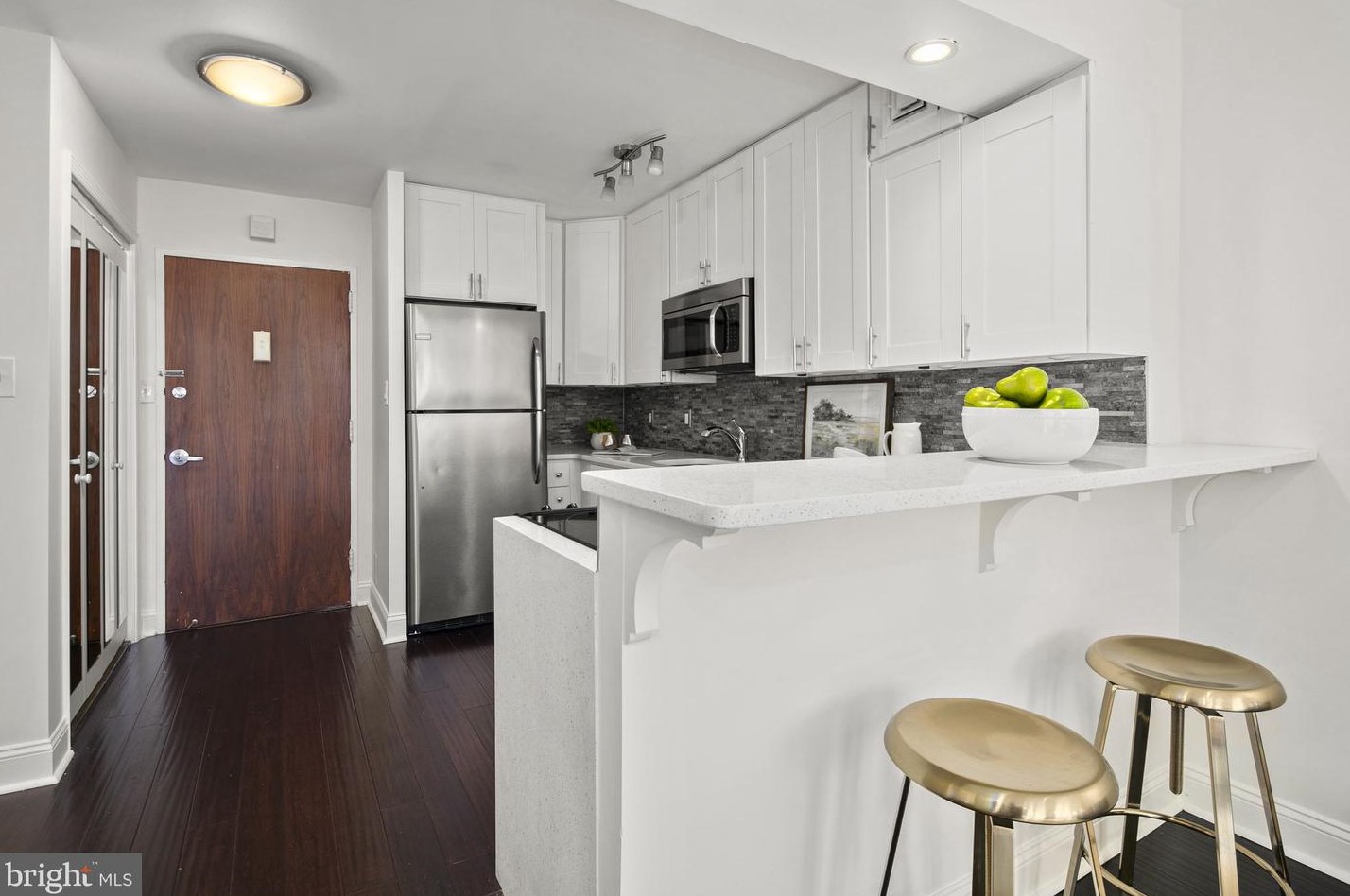 520 N St, Washington, DC 20024-4574