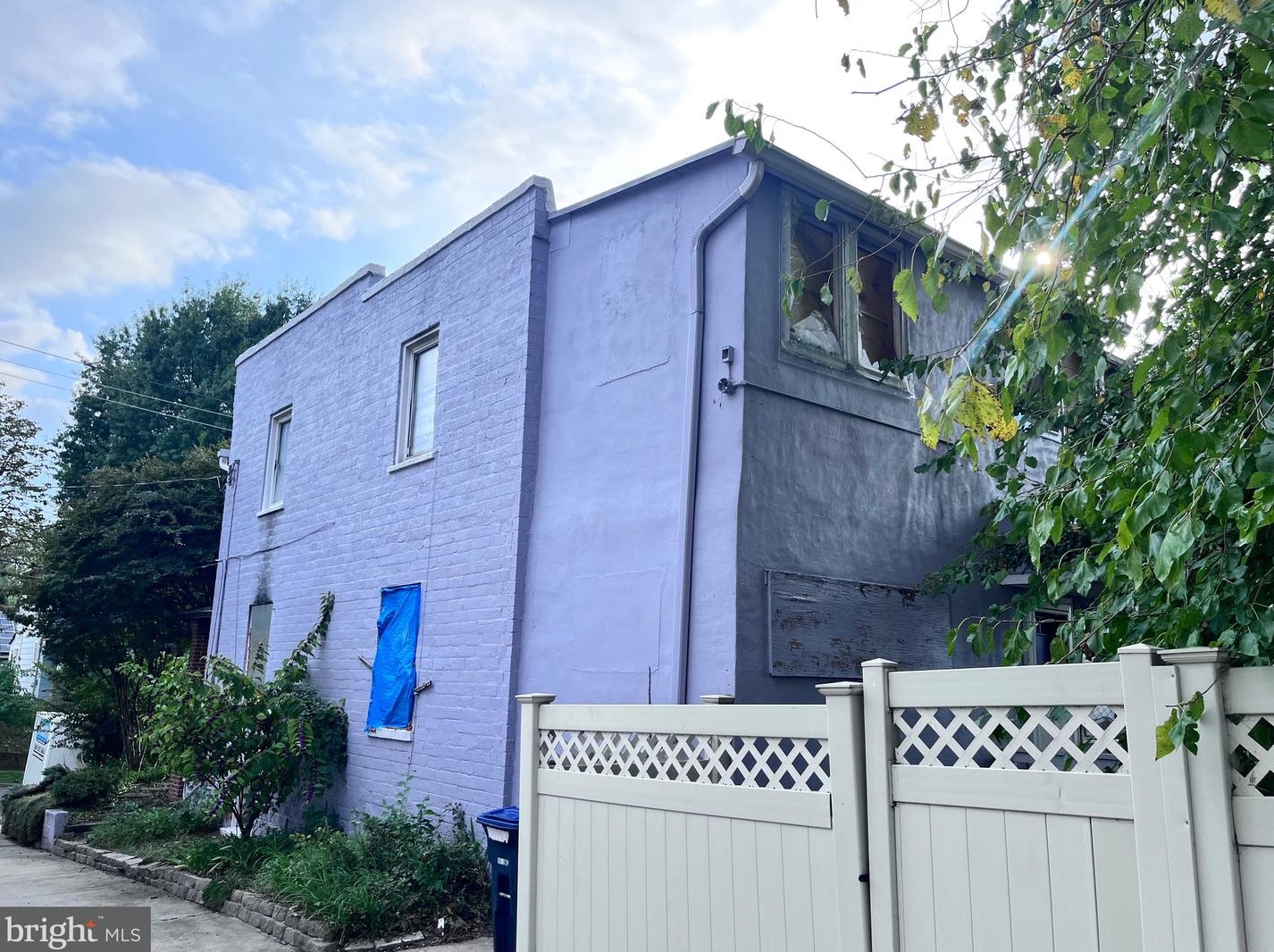 2224 R St, Washington DC 20002-1908 exterior