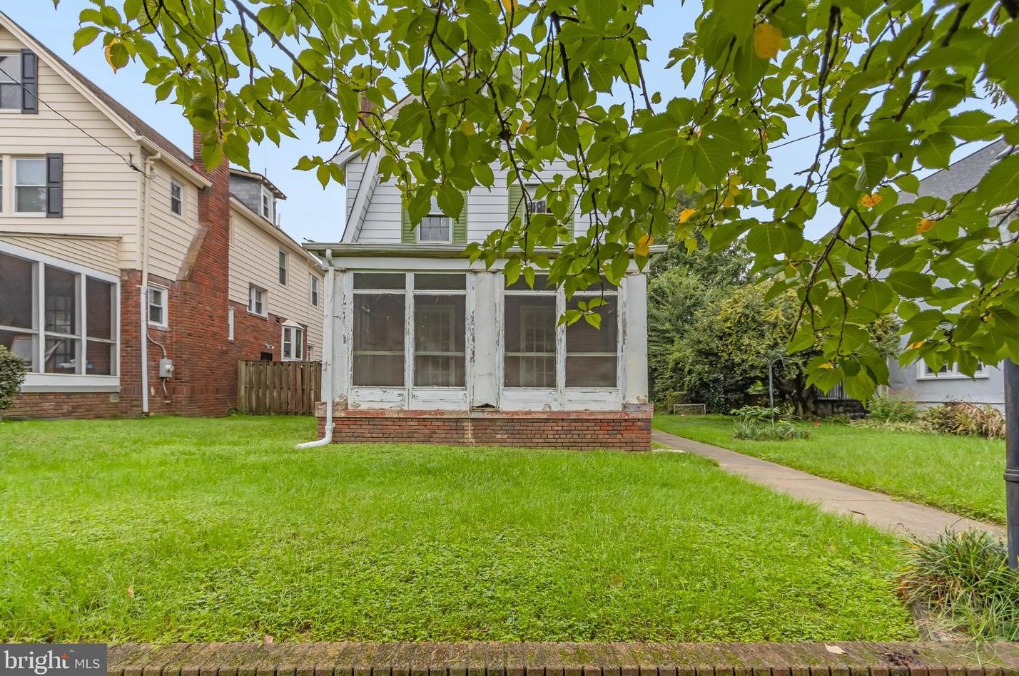 7538 13th St, Washington DC 20002-4463 exterior