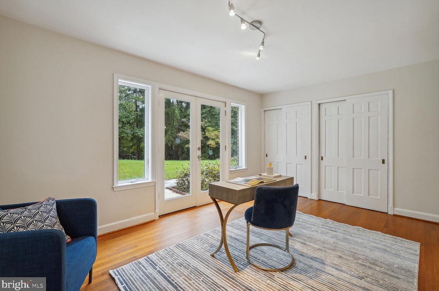 2354 King Pl, Washington DC 20007-1029 exterior