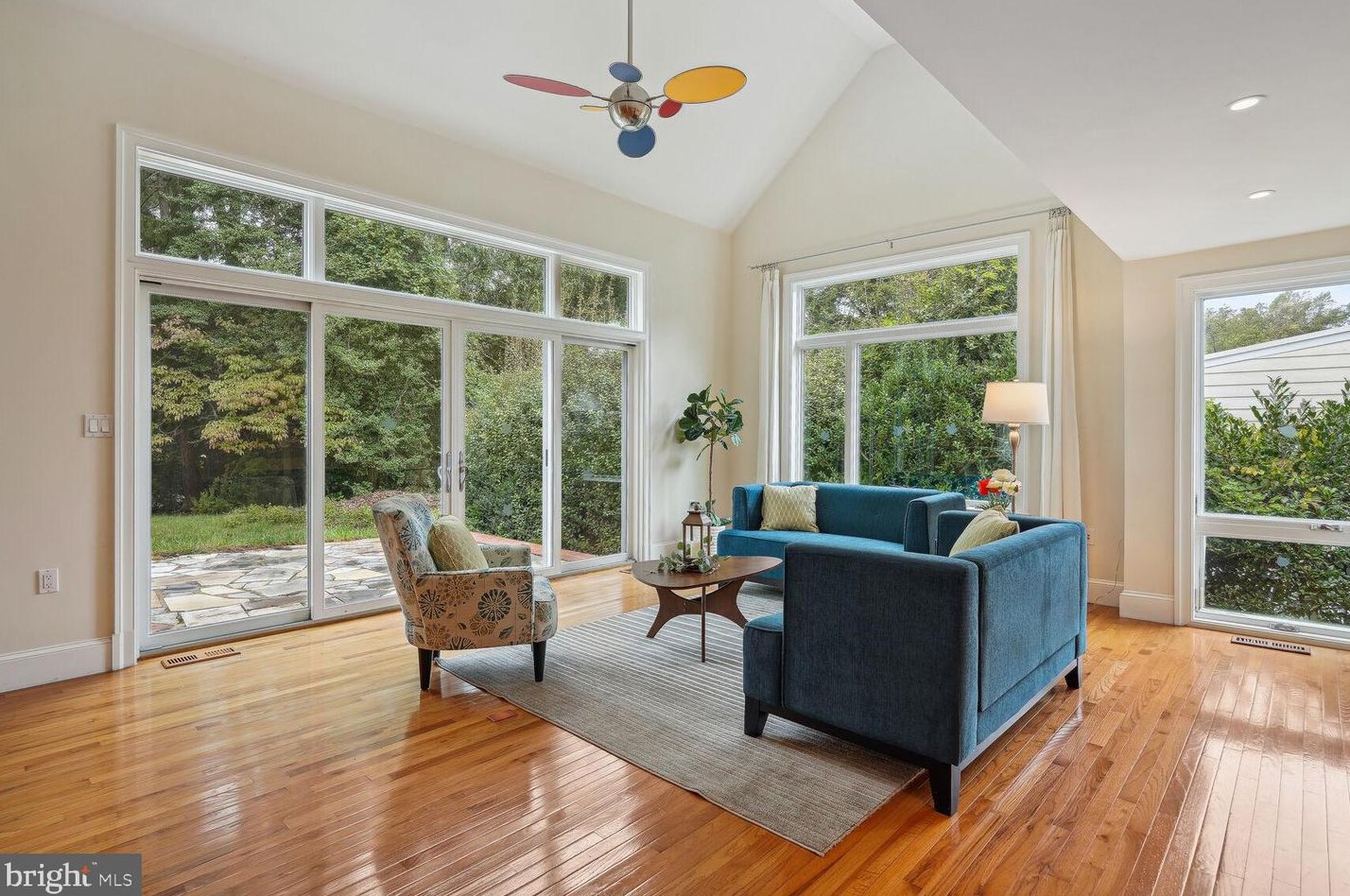 2354 King Pl, Washington DC 20007-1029 exterior