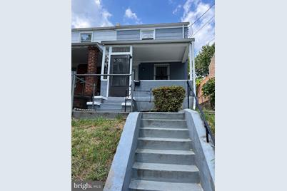 808 Division Avenue NE, Washington, DC 20019 - Photo 1