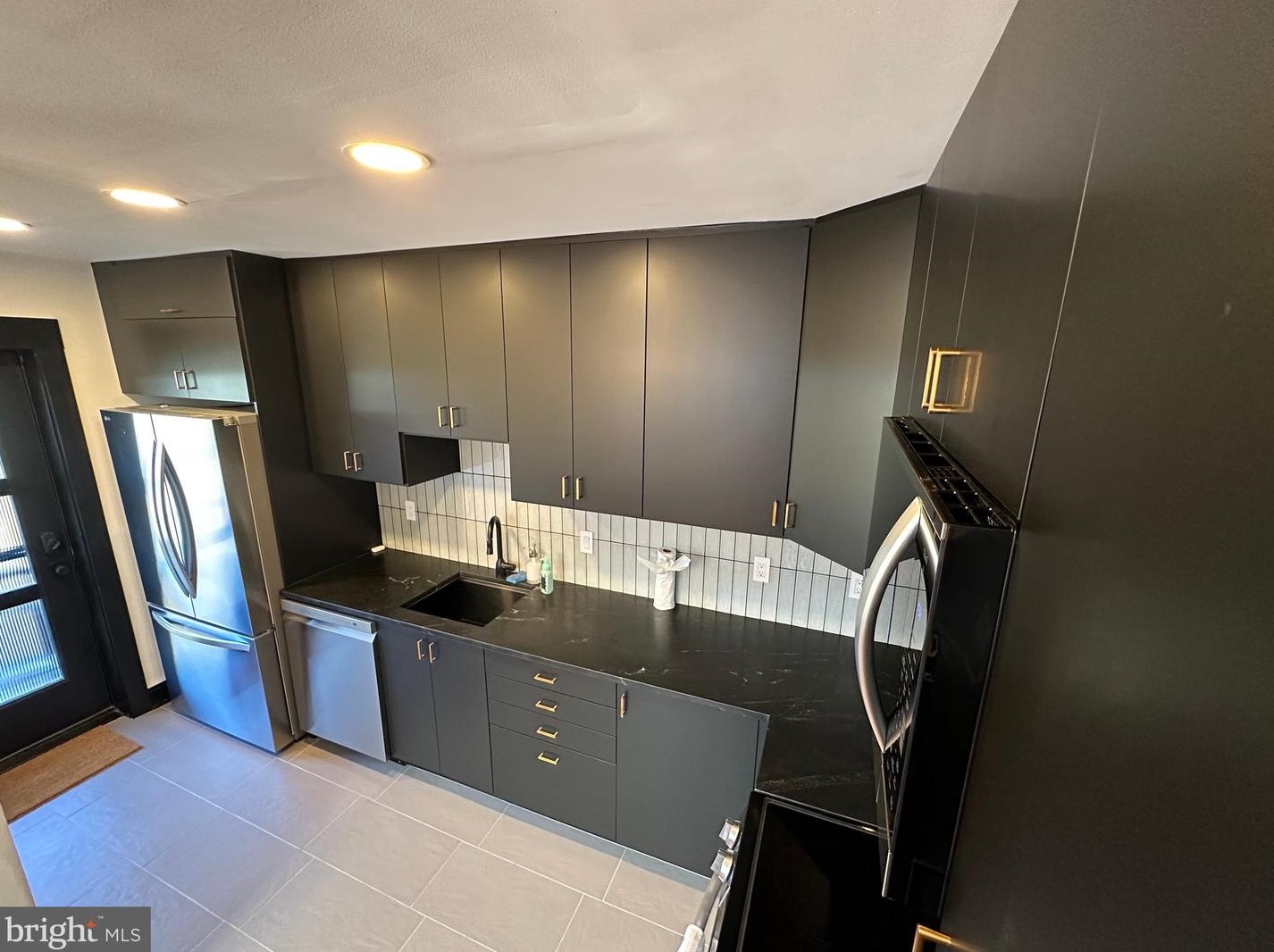 3977 Alabama Ave, Washington DC 20020-1036 exterior