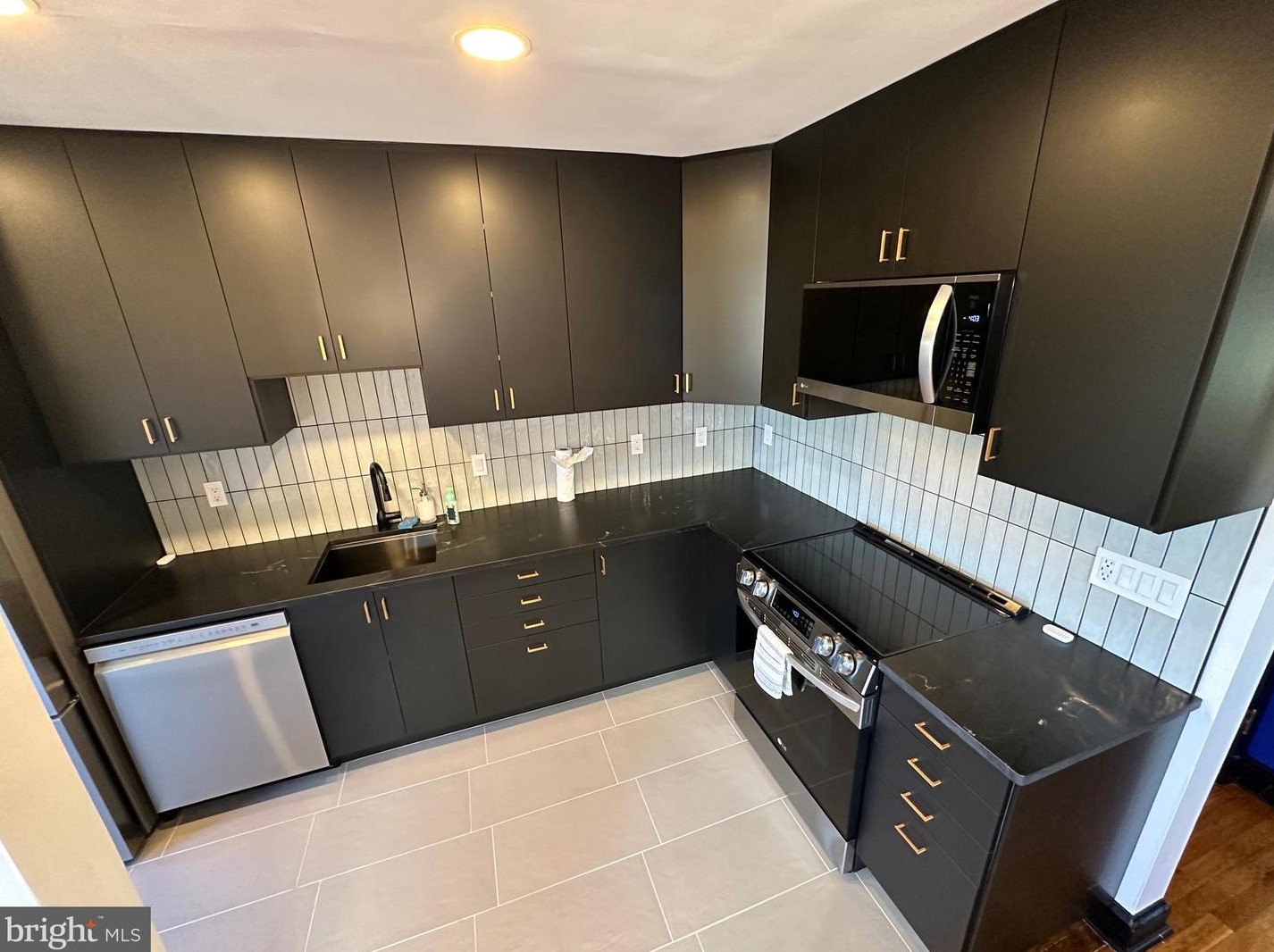 3977 Alabama Ave, Washington DC 20020-1036 exterior